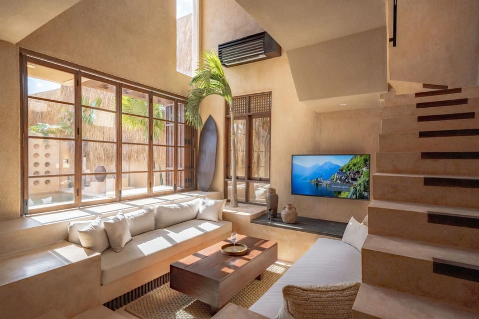 TV and multimedia, Living room, Seating area, air conditioner