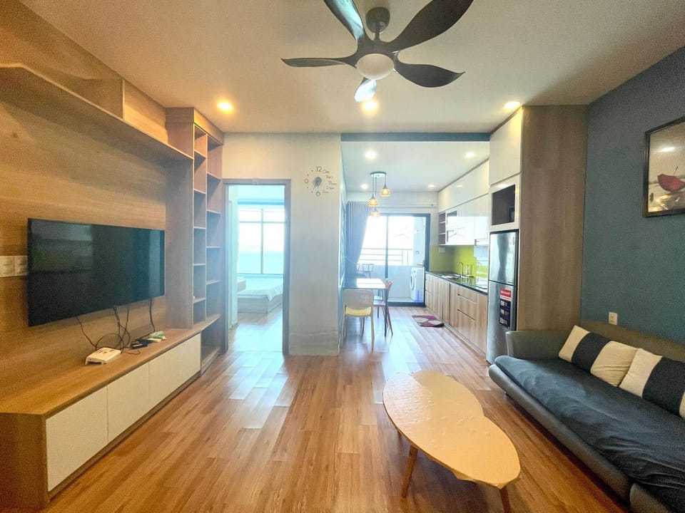 Property building, Communal lounge/ TV room, TV and multimedia, Living room, Seating area, Dining area, Evening entertainment, Meals, Meals, Breakfast, Breakfast, fireplace