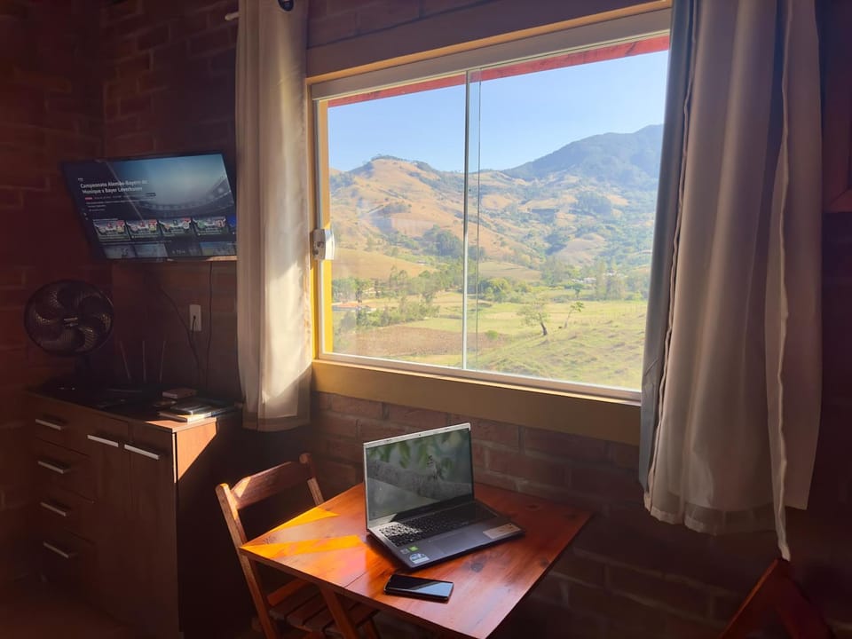 Chalés Paraíso na Roça São Bento do Sapucaí Bairro do Serrano Chalet in State of São Paulo