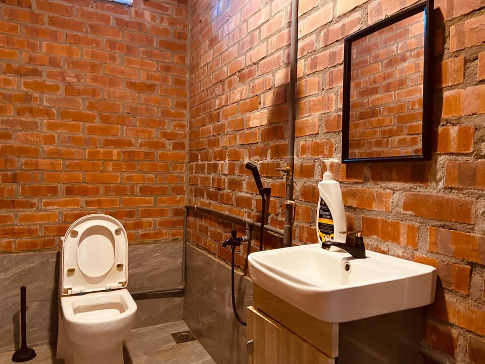Toilet, Bathroom