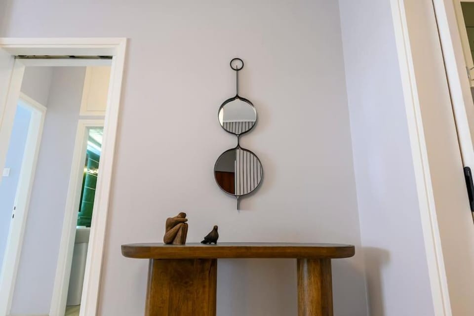 Luxury 2 bed Urban Oasis in the Heart of Athens Apartment in Athens