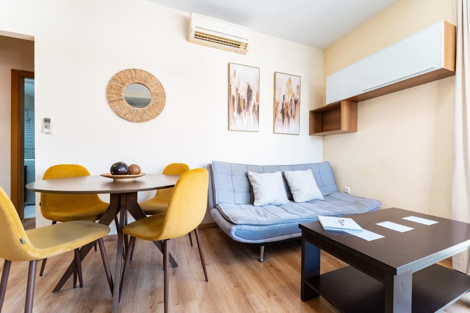 Living room, air conditioner