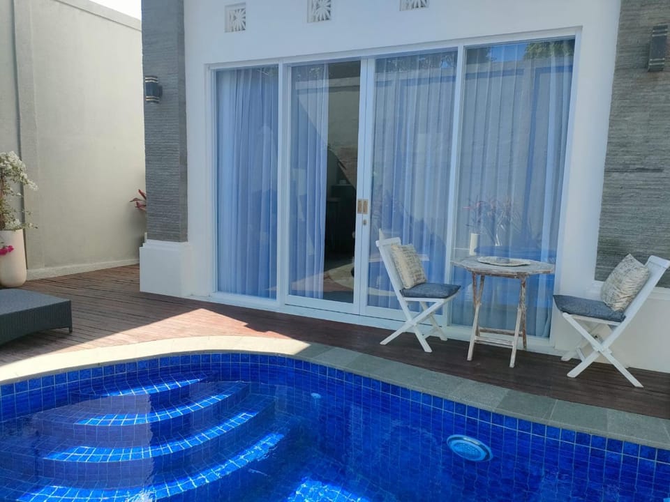 Pool view