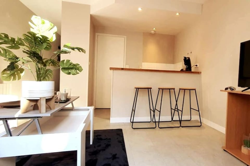 App 3 - T2 Calme et Lumineux Hyper-Centre 5min de la gare Apartment in Normandy
