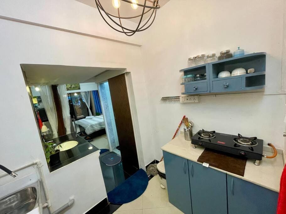 Shubhlaxmi Studio Apartment with sit out - Linking rd Apartment in Mumbai