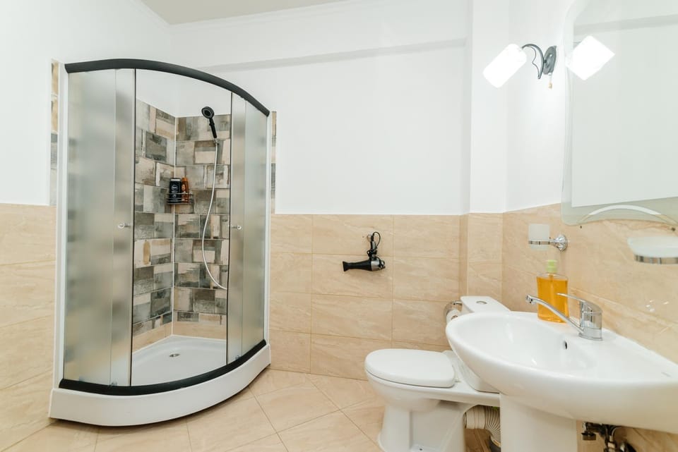Shower, Bathroom, hair dryier