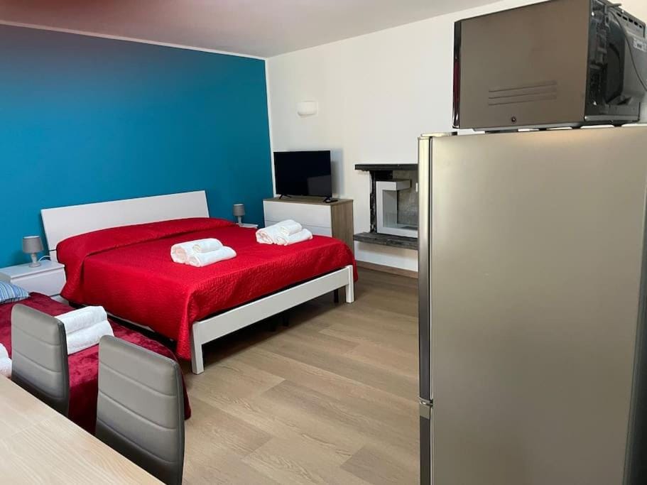 Communal lounge/ TV room, Bed, TV and multimedia, Evening entertainment