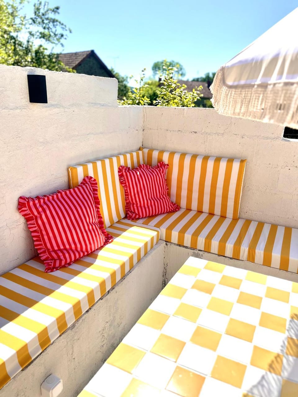 Maison POP à la campagne House in Bourgogne-Franche-Comté