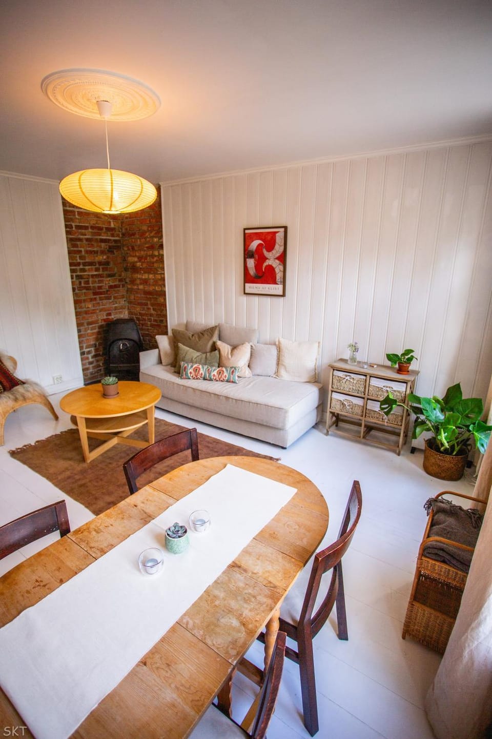 Charming 1800s Apt w fireplace and free parking Apartment in Oslo