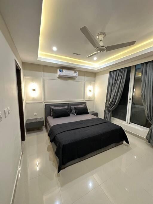 Bed, Bedroom, air conditioner