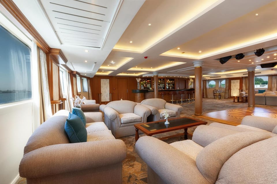 Lounge or bar, Lounge or bar, Seating area
