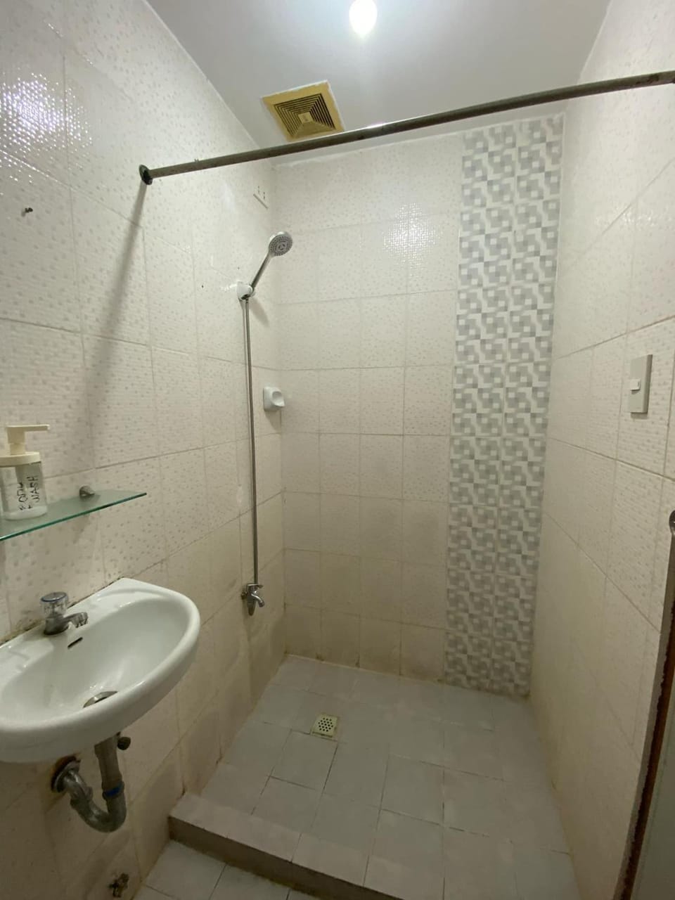 Bulova apartment #3 Vacation rental in Quezon City
