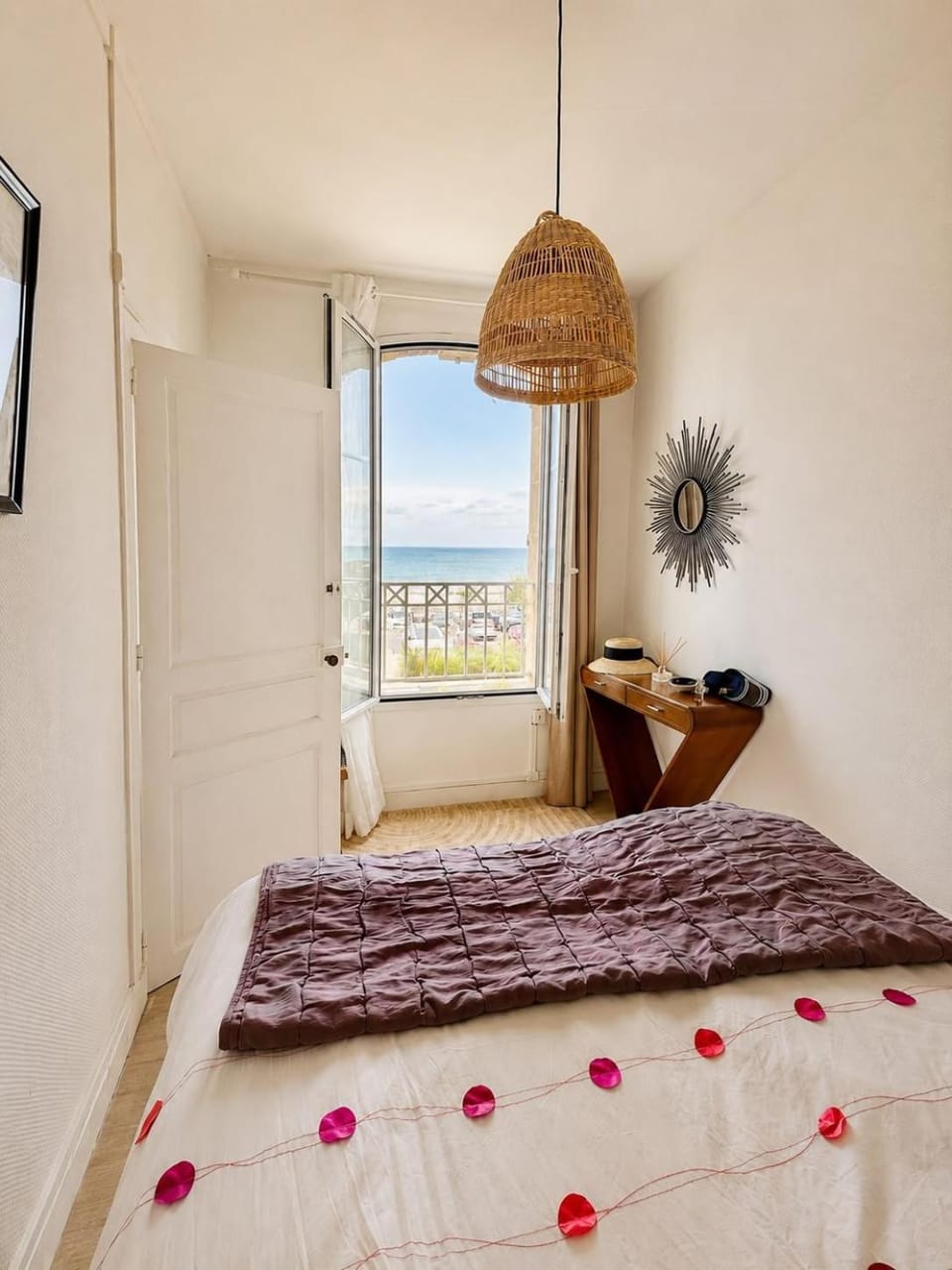 Bedroom, Sea view