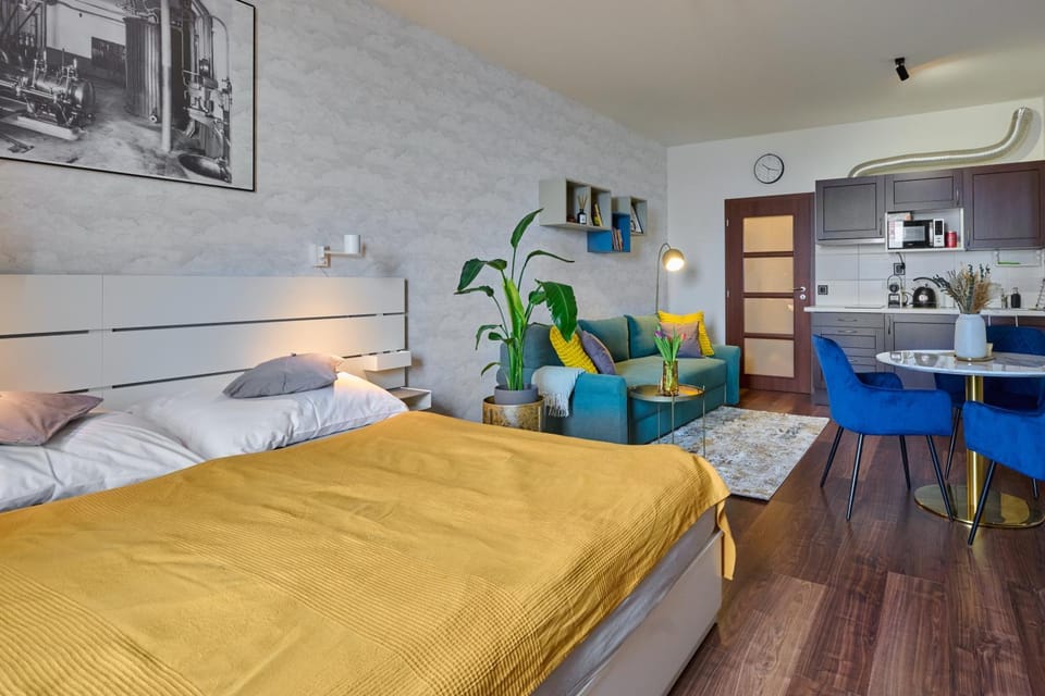 High-Sky O2 arena Apartment with garage parking and AC Apartment in Prague