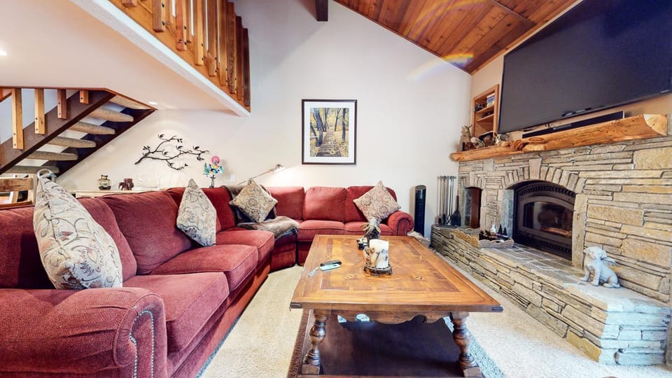 Snowcreek I #47 condo Apartment in Mammoth Lakes