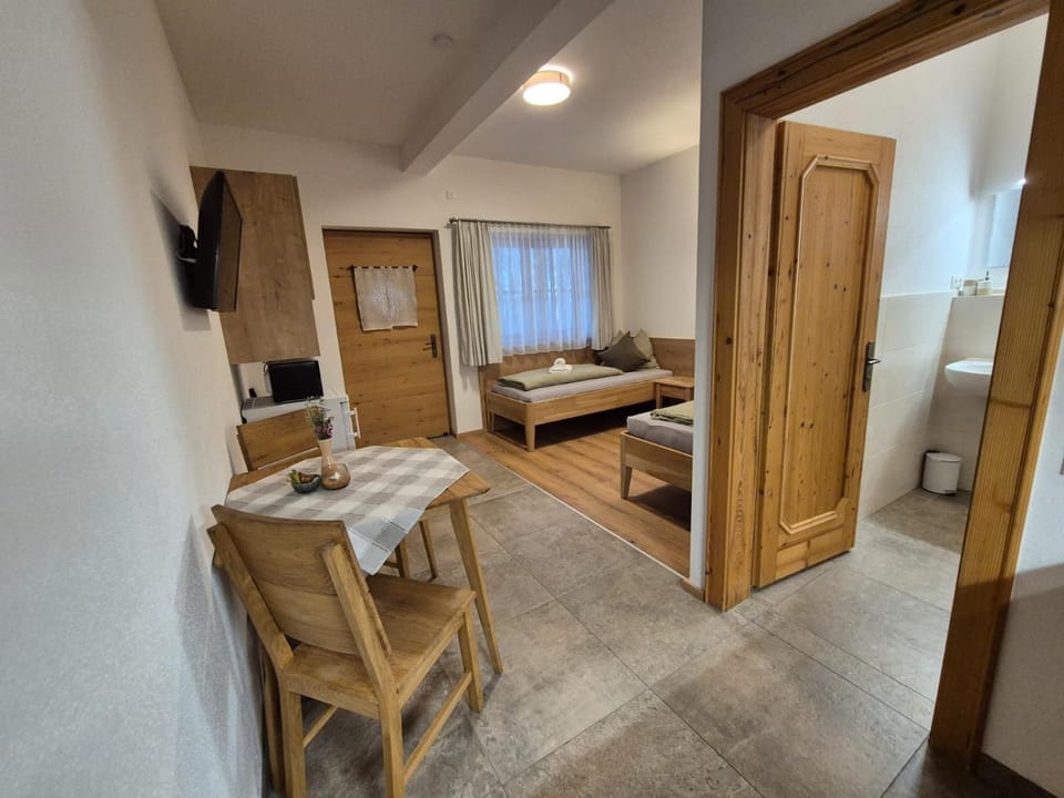 Bed, Photo of the whole room, Seating area, Dining area, Bedroom, wardrobe