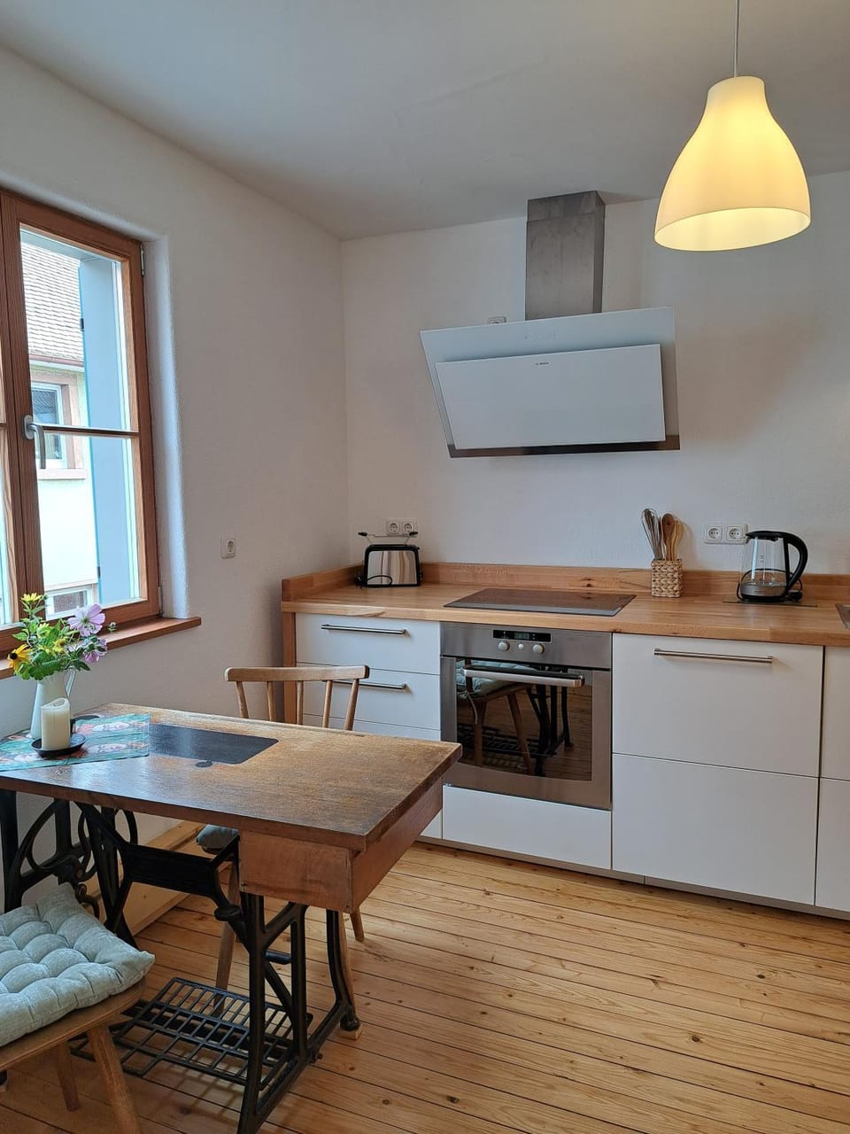 Kitchen or kitchenette, stove