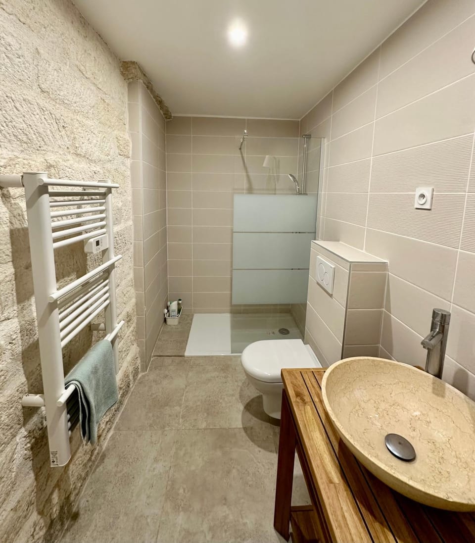 Shower, Bathroom, towels