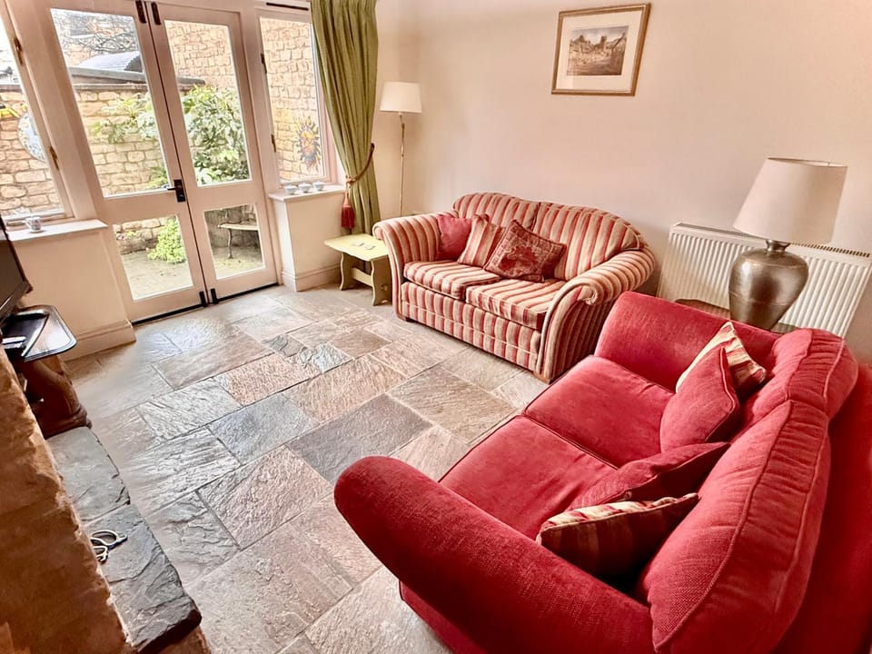 Misty View - 2 Bed Cottage in Winchcombe House in Winchcombe