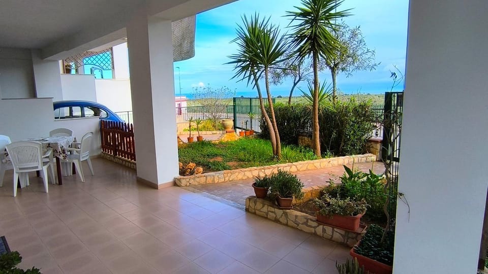 Patio, Day, Natural landscape, Garden, View (from property/room), Balcony/Terrace, Garden view, Sea view