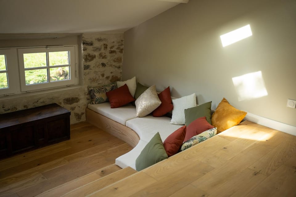 Belle grange en bord de rivière House in Occitanie