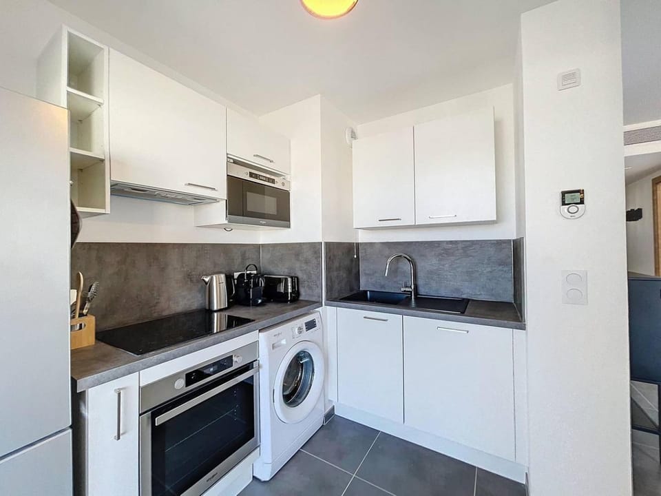 Appartement avec vue mer et citadelle Apartment in Calvi