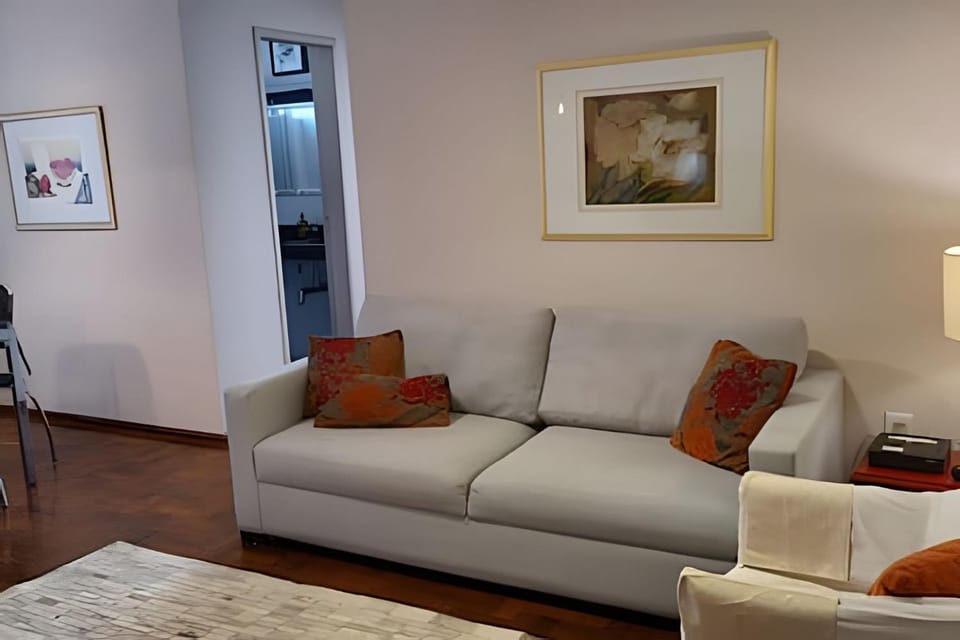 SUPERPRÁTICO-Amplo Apê com Garagem em bairro nobre Apartment in Porto Alegre