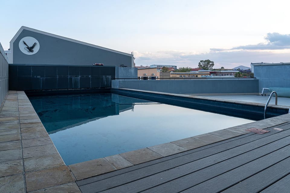 Swimming pool, Swimming pool