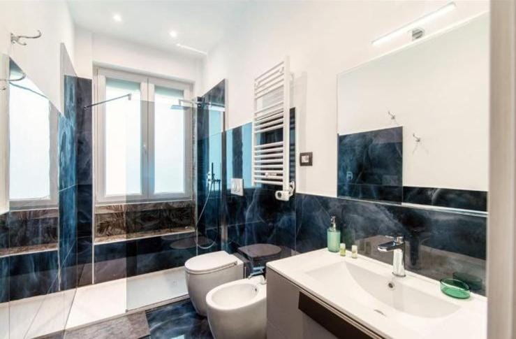 RELAX HOUSE 7min in bus dal Lago Apartment in Como