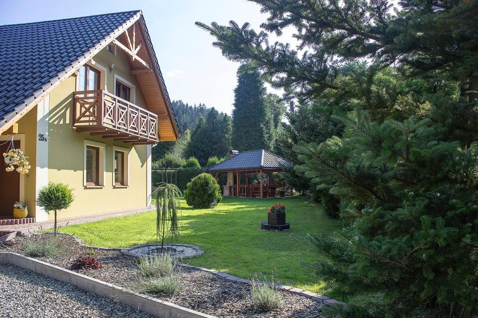 Property building, Natural landscape, Garden, Garden view
