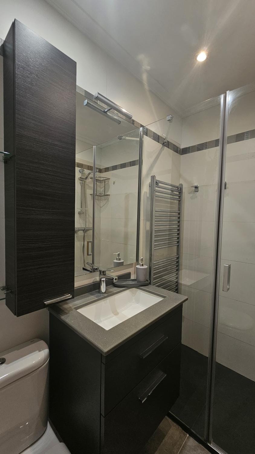 Shower, Bathroom