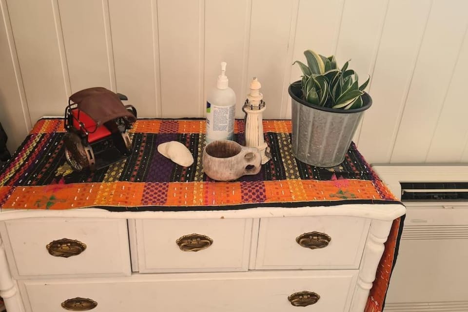 Isabella`s room - Lofoten Apartment in Lofoten