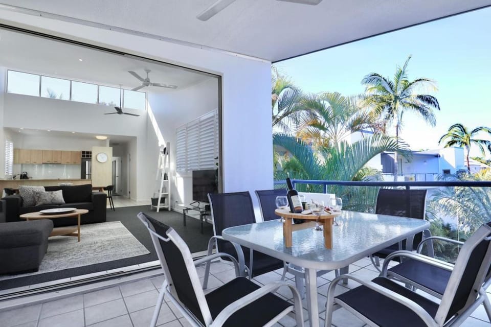 Bright and Airy 2 Bedroom Apartment Apartment in Noosaville