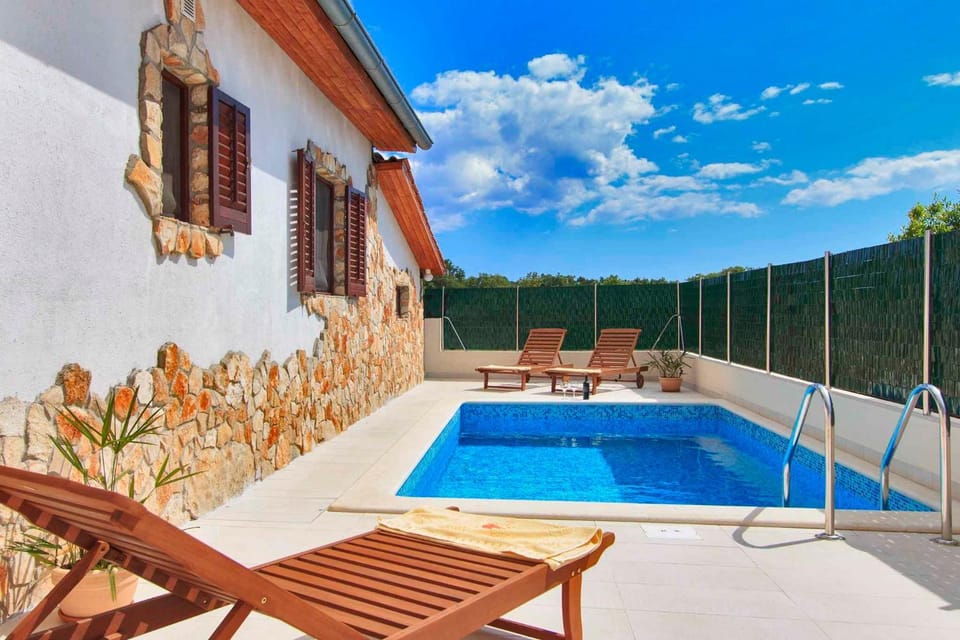 Summer, Swimming pool