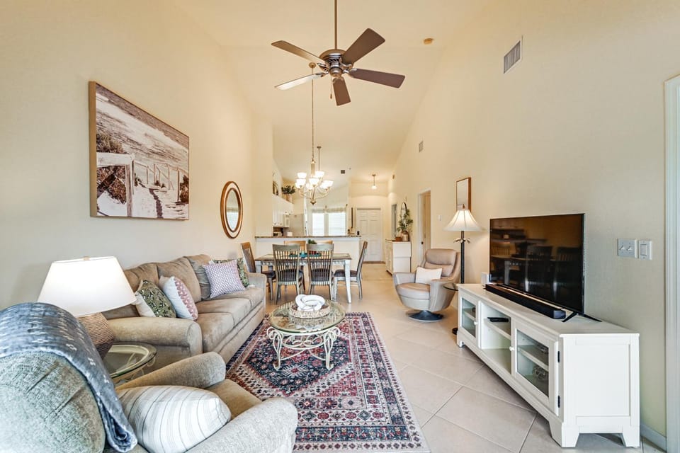 Naples Condo 10 Mi to Beach: Pool & Hot Tub Access House in Lely Resort