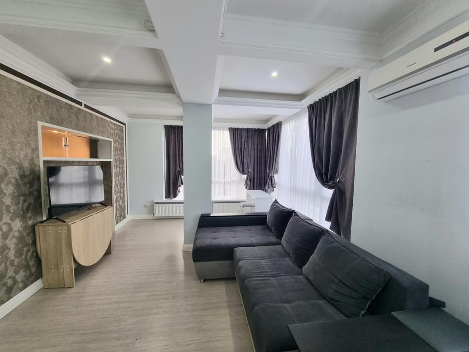 TV and multimedia, Seating area
