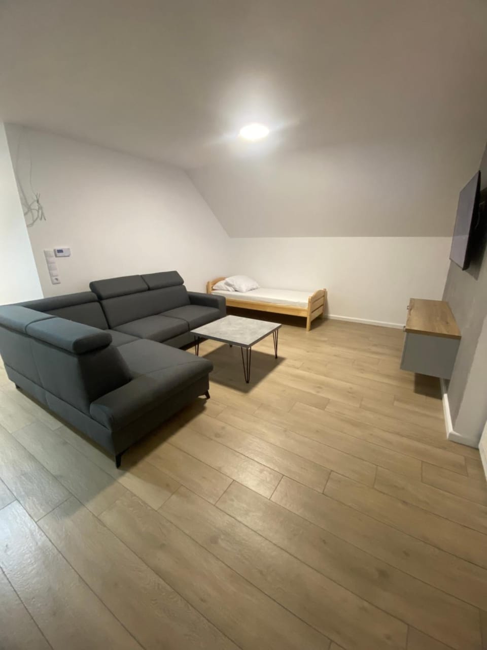Communal lounge/ TV room, Living room, Seating area, Evening entertainment