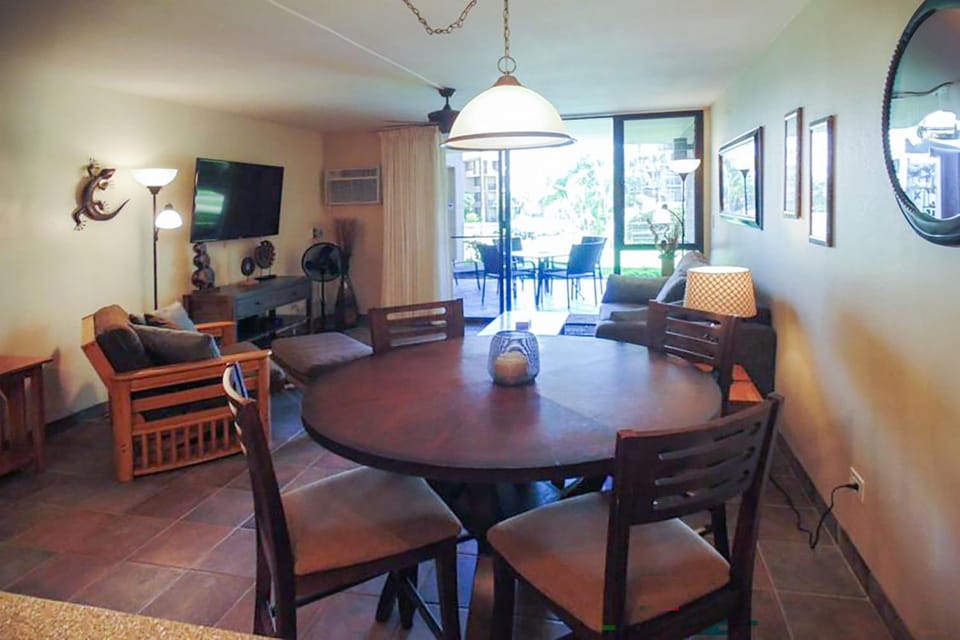 Kamaole Sands 7-109 - Romantic, Renovated, AC House in Wailea