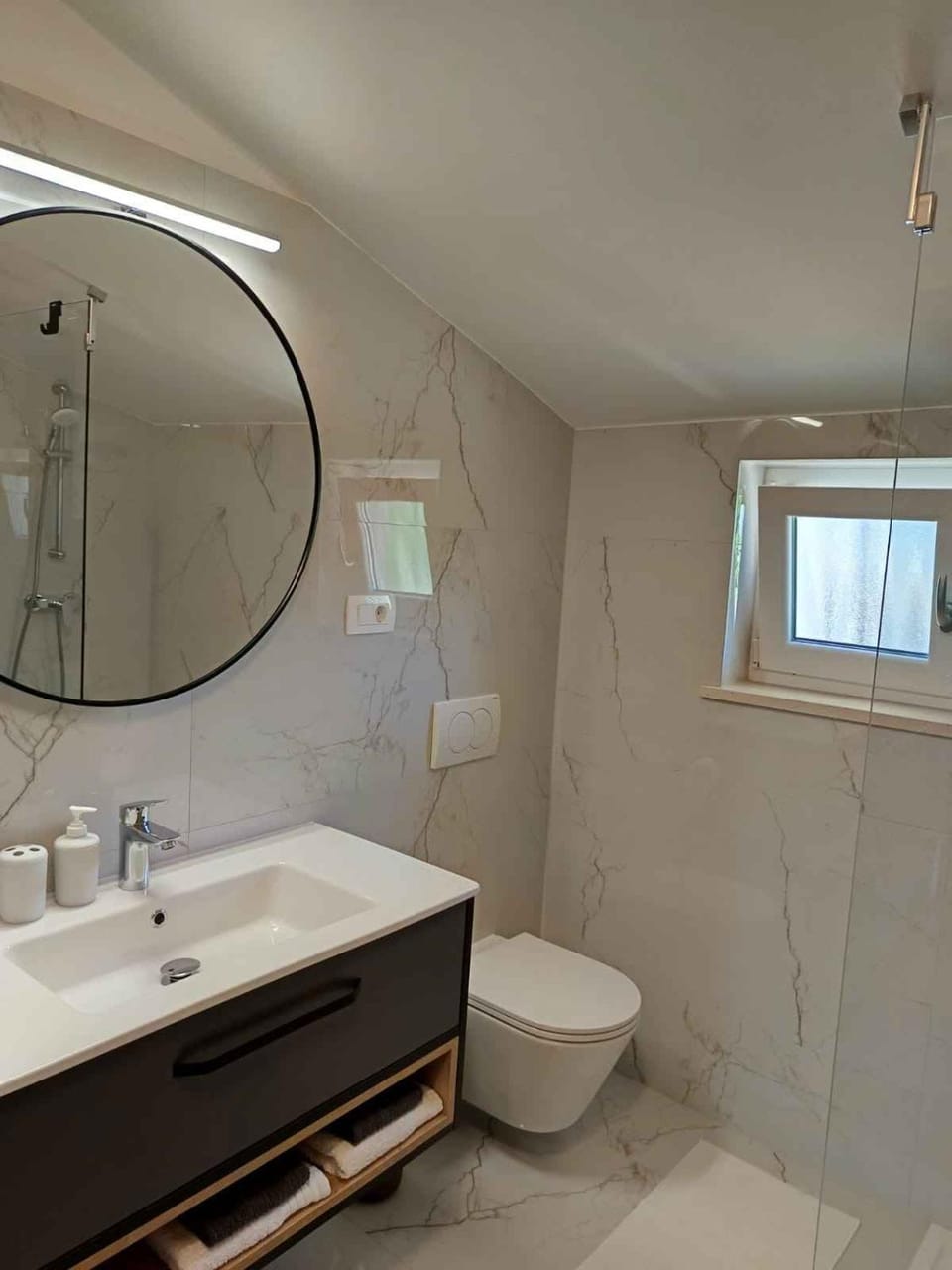 Shower, Bathroom