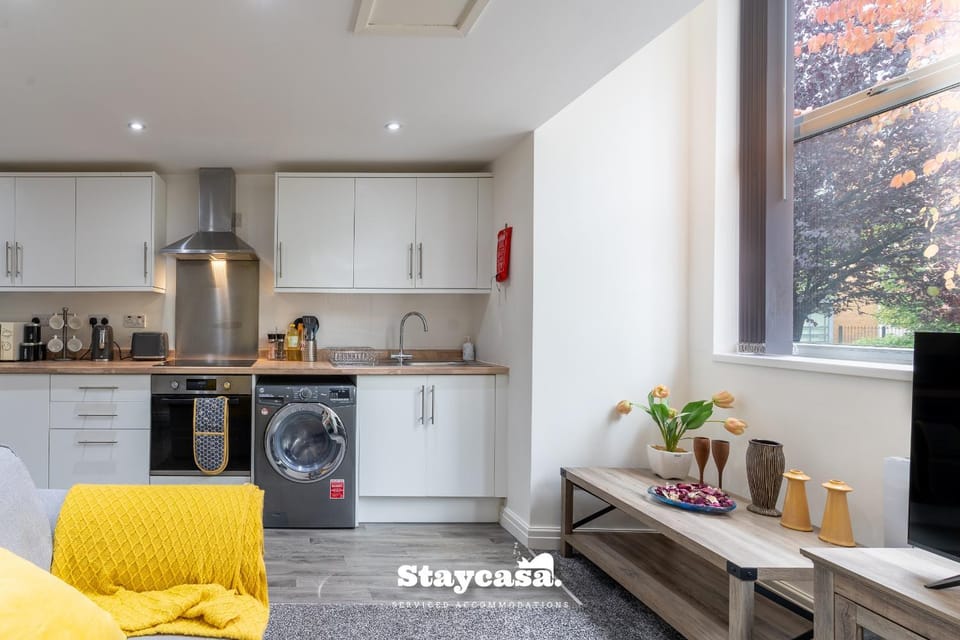 Casa Cove GF Flat Free Parking - 5min to Hospital Apartment in Manchester