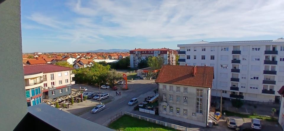 City view, Street view