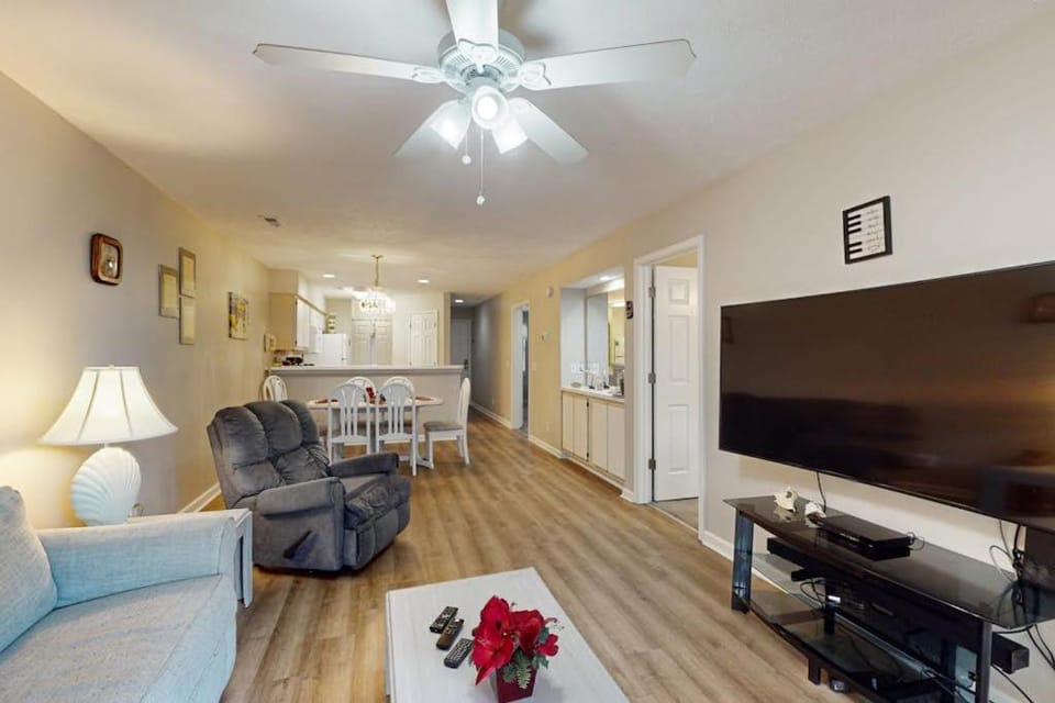 True Blue 1G Apartment in South Carolina