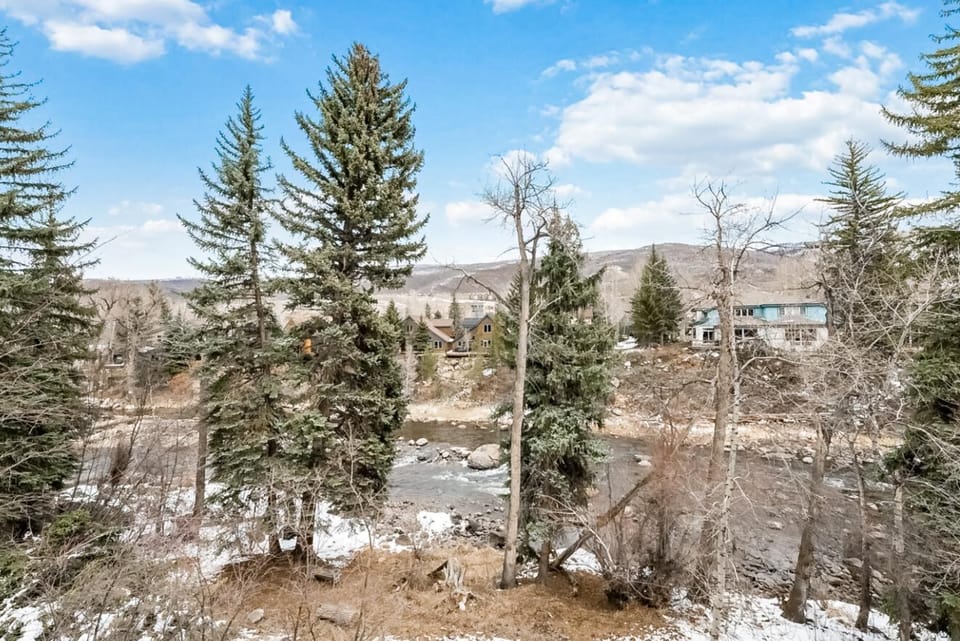 SunRiver E101 Apartment in Avon