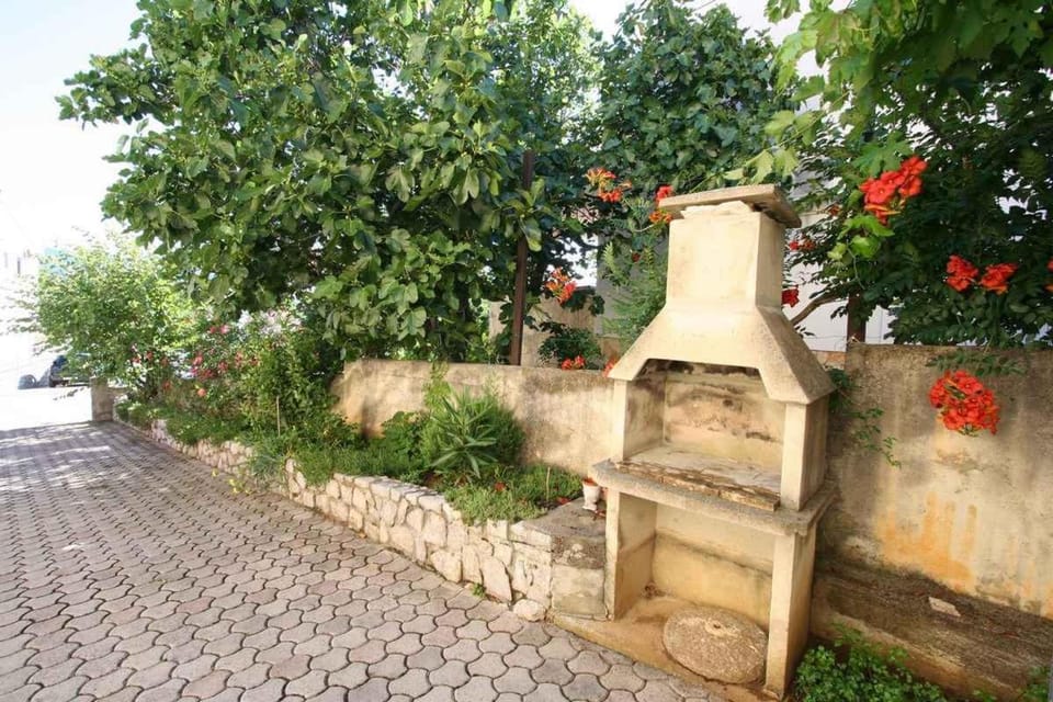 Summer, BBQ facilities, Garden
