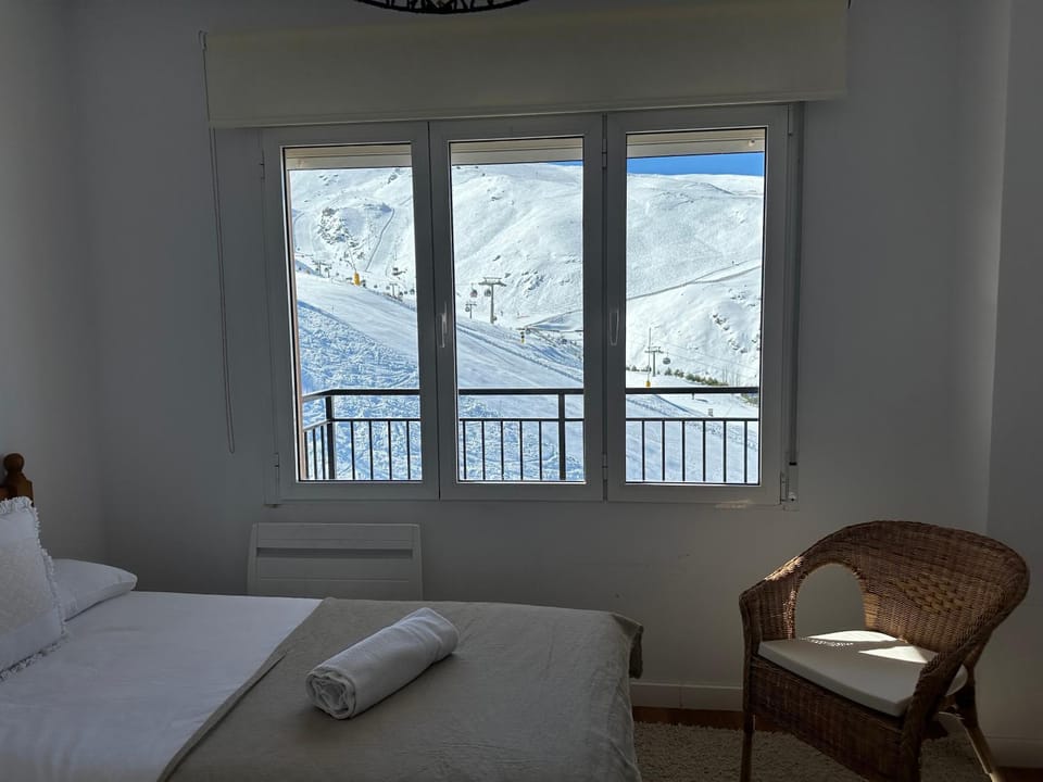 Luxury Apartment Zona baja Apartment in Sierra Nevada