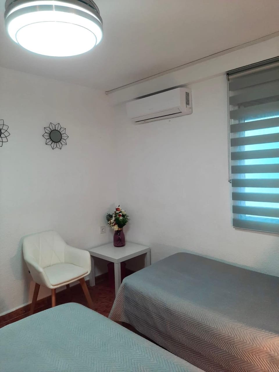 Photo of the whole room, Bedroom, air conditioner