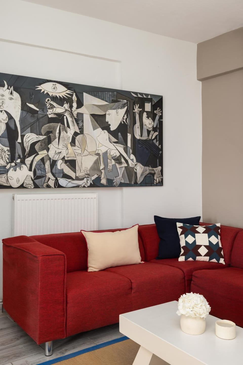 Living room, Decorative detail, Seating area