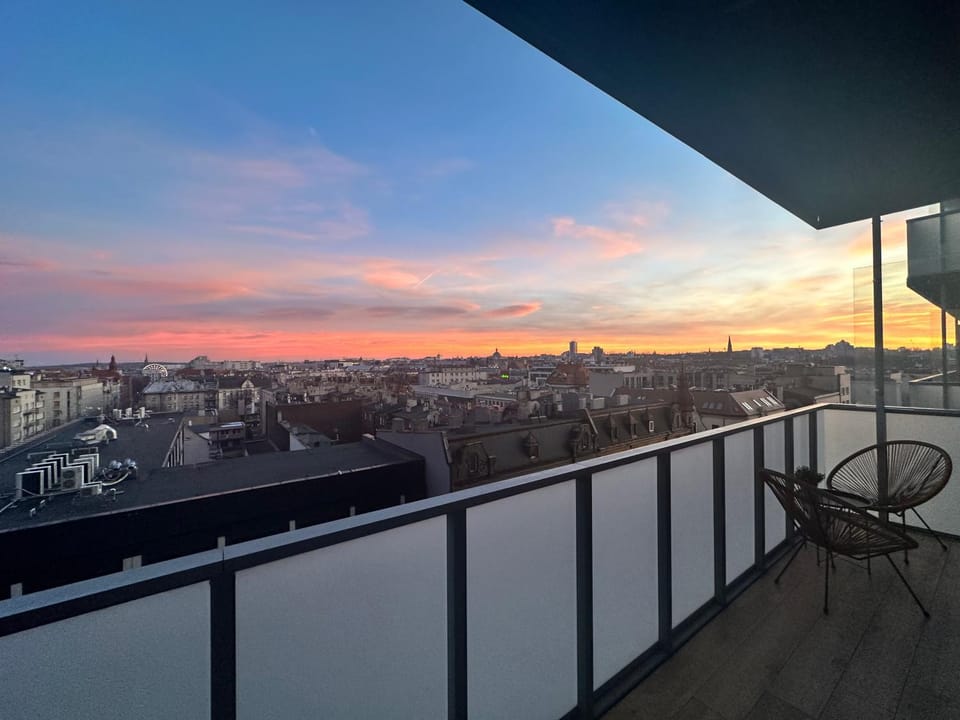 View (from property/room), Balcony/Terrace, City view, Sunset