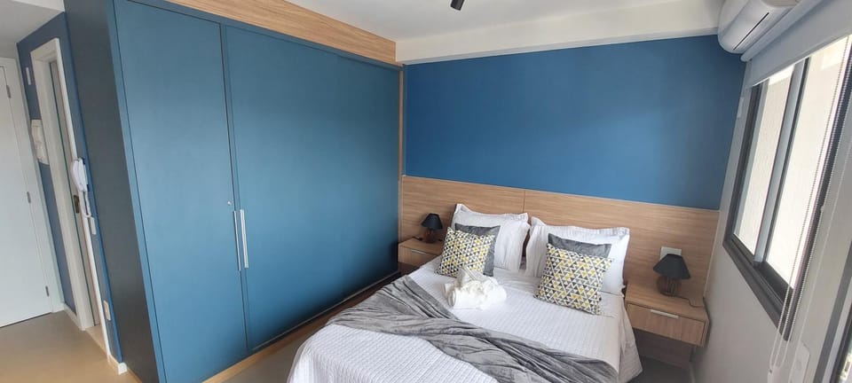 Bed, Photo of the whole room, Bedroom, wardrobe