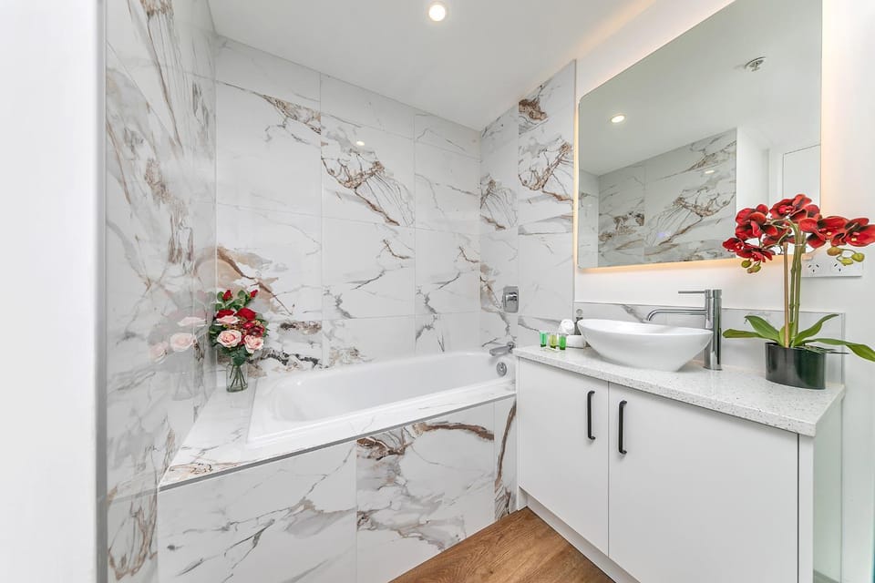 Bathroom, Bath